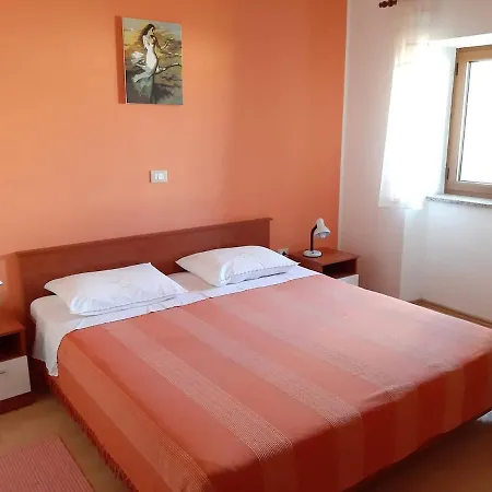 Ana * Ližnjan