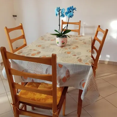 بيت للعطل Ana Ližnjan
